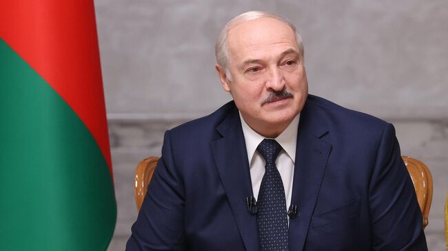 Лукашенко планирует провести переговоры по работе КПП на границе с Литвой - свежие новости на Toplenta по теме Лента новостей