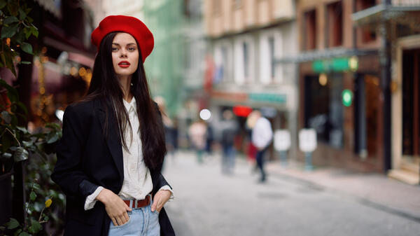 Подборка самых модных головных уборов сезона 2025/26 - похожая новость на Toplenta