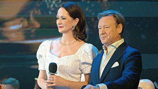 Харатьян вспомнил первую роль - свежие новости на Toplenta по теме Валентин