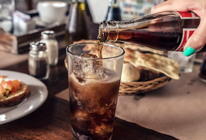 Выпиваем банку колы: что происходит с телом - свежие новости на Toplenta по теме ликбез