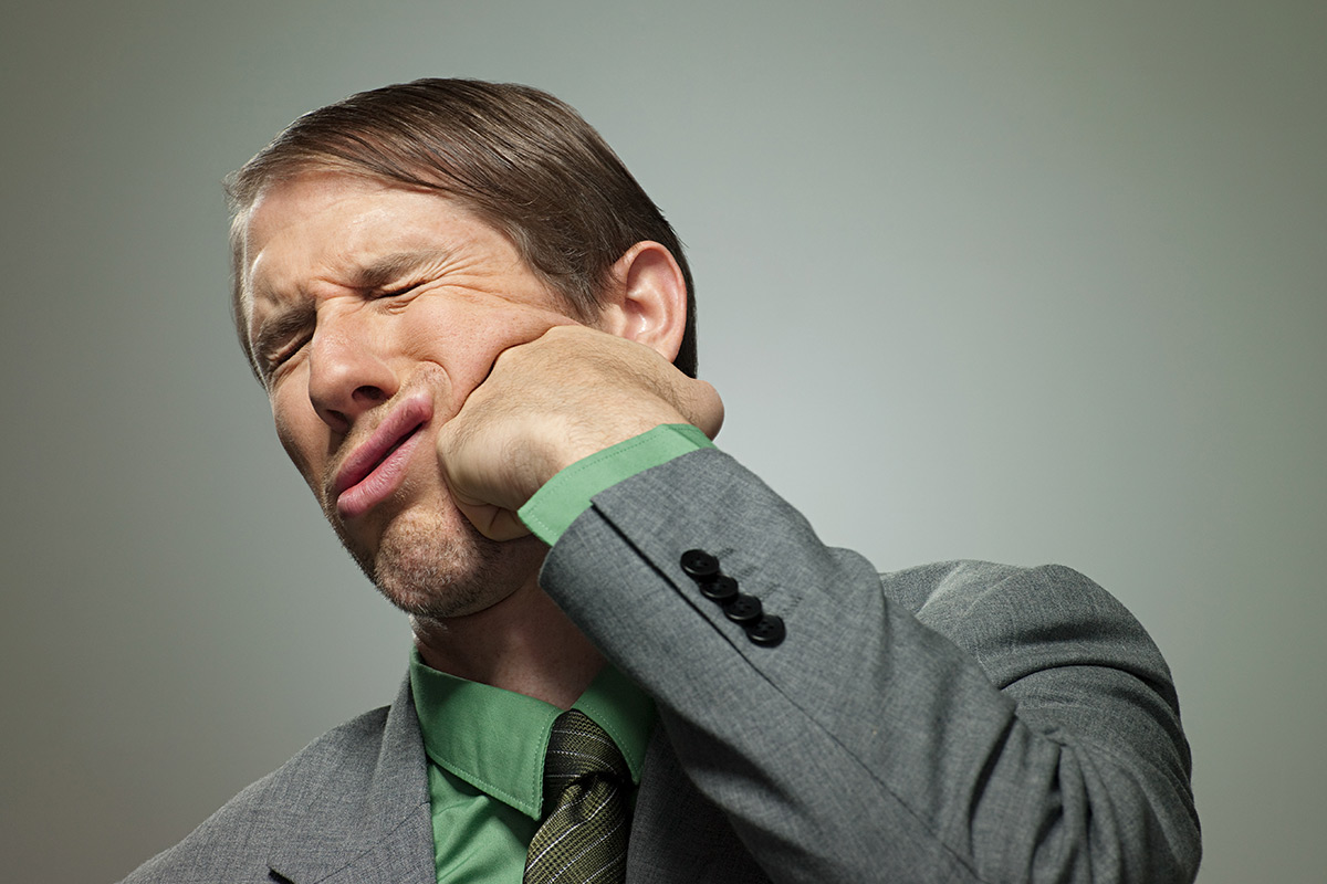 Что такое бонсмэшинг, или Зачем парни бьют себя по лицу - похожая новость на Toplenta