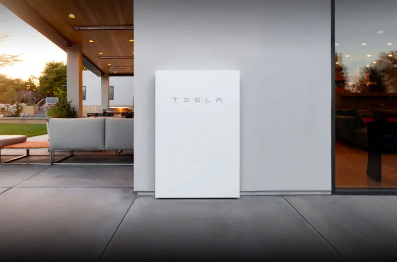 Tesla отзывает более 10 000 домашних аккумуляторов Powerwall 2 — они могут спалить дом из-за дефектных элементов - похожая новость на Toplenta