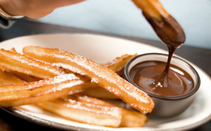 Испанское жареное тесто: превращаем стакан муки в чуррос и подаем к чаю - свежие новости на Toplenta по теме интересные идеи