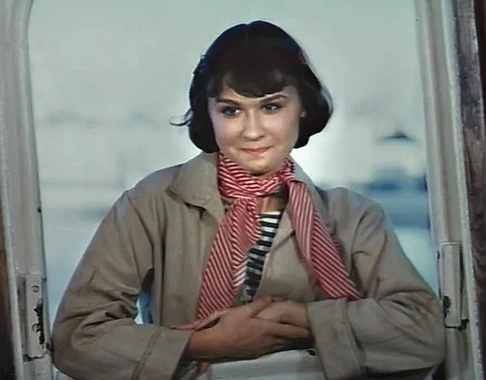 Галина Веневитинова. Успевала учиться, играть на сцене и воспитывать сына. Ранний уход мотористки Вали из «Берегите женщин» - свежие новости на Toplenta