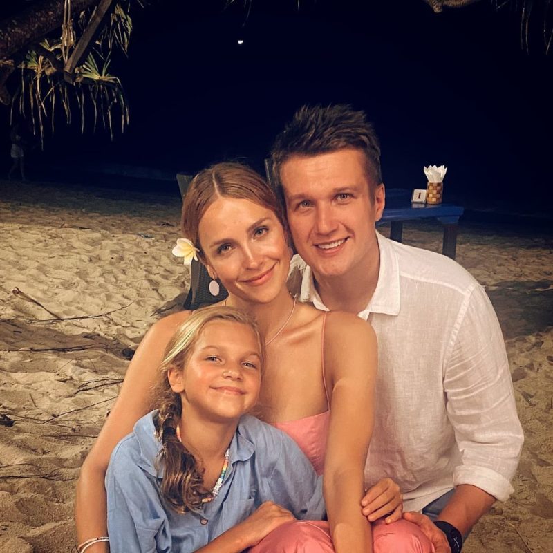 Станет моделью: Анатолий Руденко опубликовал фото повзрослевшей дочери - свежие новости на Toplenta по теме Мира