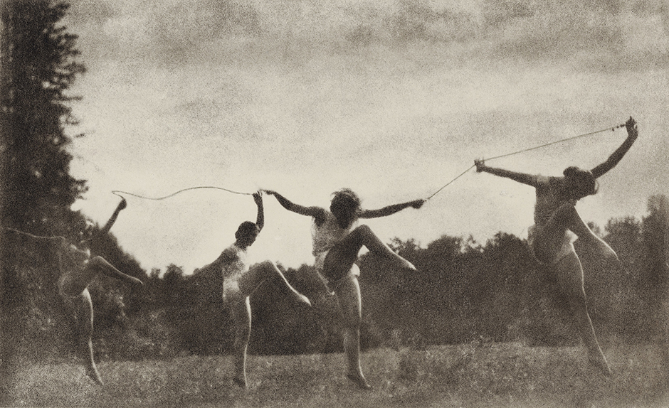 Как эротические композиции привели классика советской фотографии в тюрьму - свежие новости на Toplenta по теме Биография