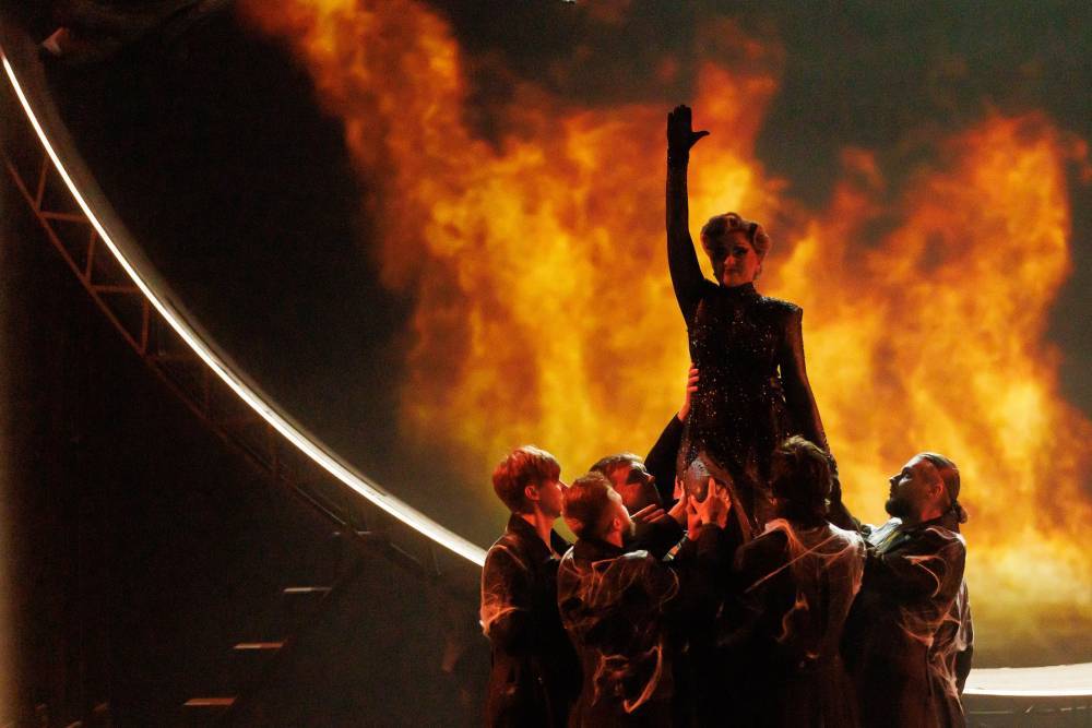 Красноярский оперный показал премьеру оперы «Любить на войне» - свежие новости на Toplenta по теме Край