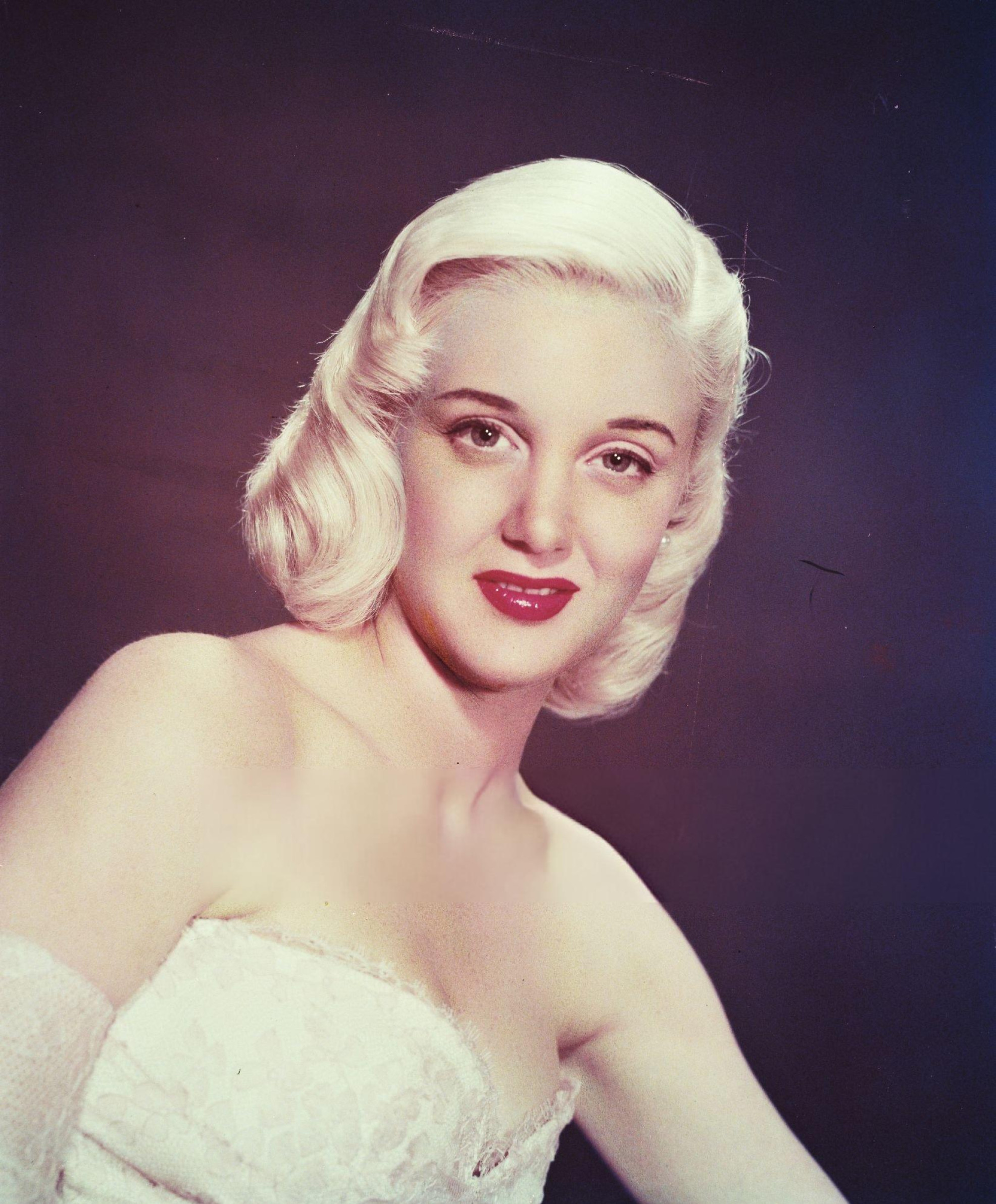 Воскресный выпуск. Звезда месяца: Джен Стерлинг - свежие новости на Toplenta по теме ТАТ