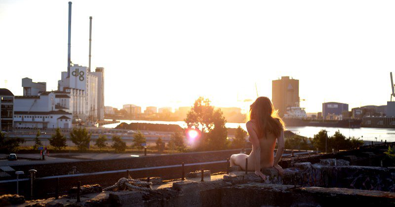 Певец пустошей: фотограф-руфер из Дании снимает секс, руины и ржавчину - свежие новости на Toplenta по теме ии