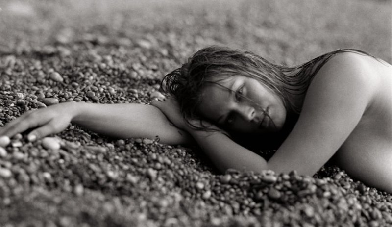 От парижских улиц до Vogue: Гениальность Андре Каррары вас покорит - свежие новости на Toplenta