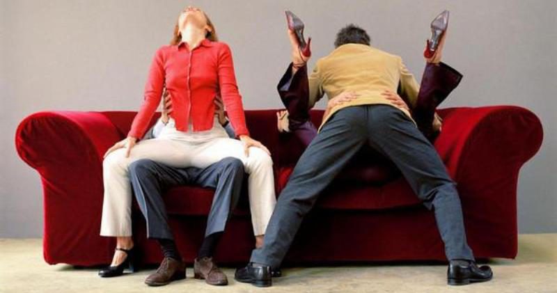 Одетая порнография мастера постановочного фото Эдуара Леве - свежие новости на Toplenta по теме странный