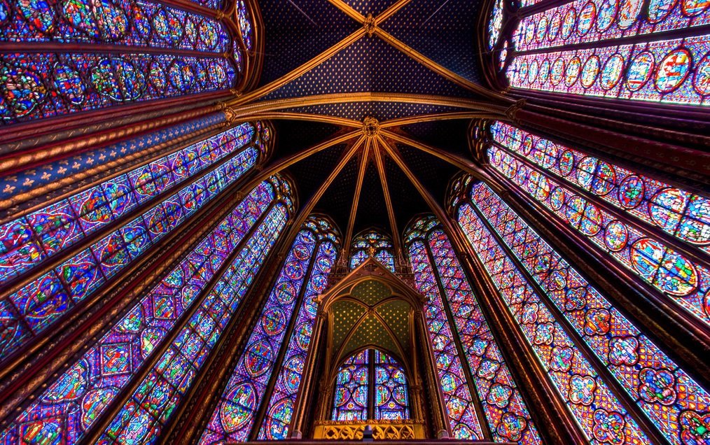 Чарующая красота витражей капеллы Сент-Шапель - свежие новости на Toplenta