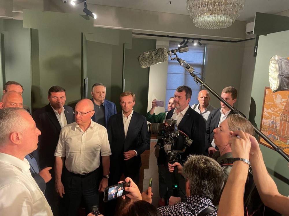 В Абхазии открылась выставка «Москва – Сухум. Искусство общего века» - свежие новости на Toplenta по теме Новости моды