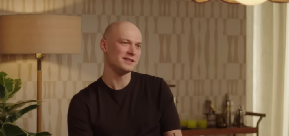 Юра Борисов сыграет в новой комедии об искусственном интеллекте Луки Гуаданьино - свежие новости на Toplenta по теме студия