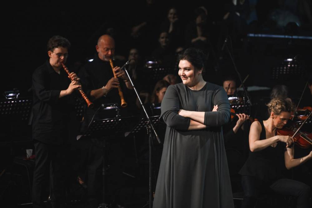 Молодые оперные певицы Юлия Вакула и Наталья Смирнова дебютировали на Зальцбургском фестивале - свежие новости на Toplenta по теме геликон опера