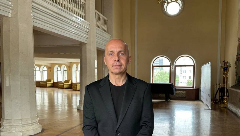 Валентин Богданов стал главным дирижером Бурятского театра оперы и балета - свежие новости на Toplenta по теме Астра