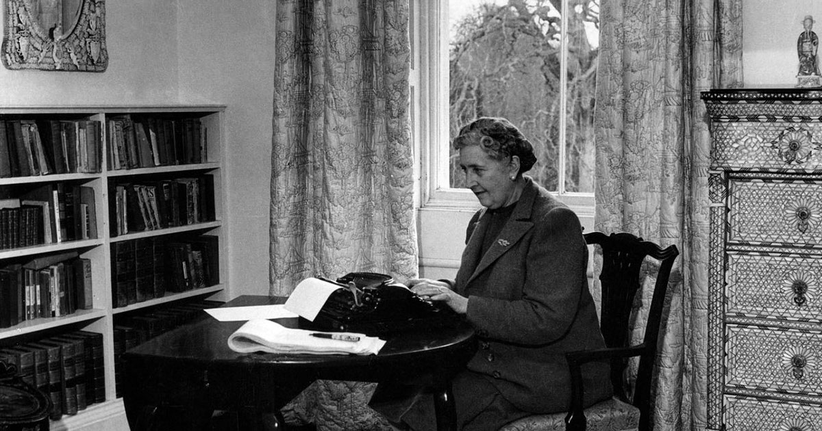 Книги Агаты Кристи занимают третье место по популярности после Библии и Шекспира - похожая новость на Toplenta
