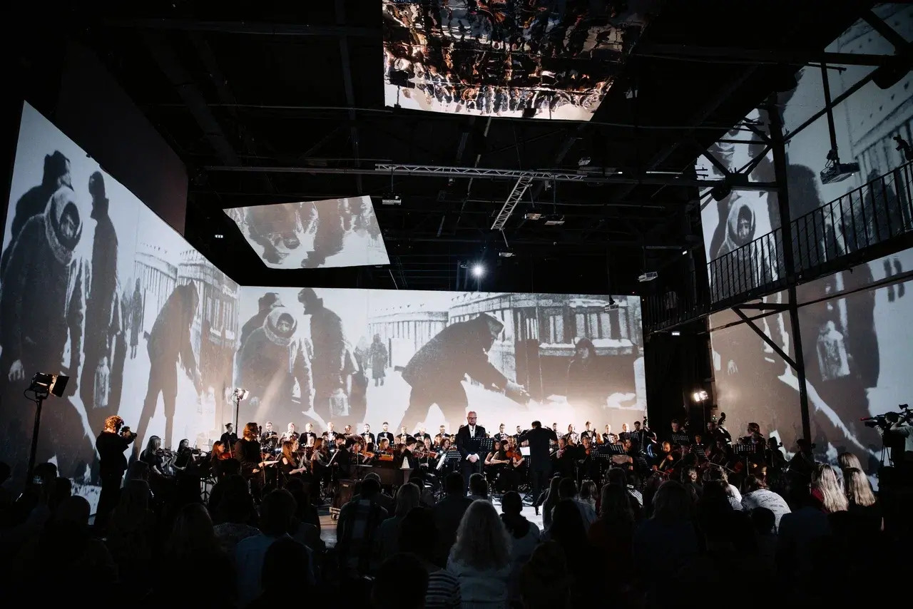 На сцене КЗЧ им. Чайковского прозвучала премьера кантаты о блокаде Ленинграда Петра Дранги - свежие новости на Toplenta по теме государственный академический большой театр (большой театр)