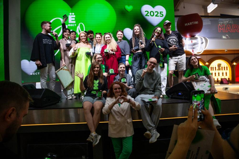 «Это по любви»: в России растет интерес к каллиграфии - свежие новости на Toplenta по теме президент