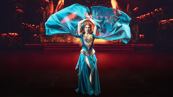 Самая вкусная на свете пахлава и мандарины в любое время года в театре МДМ - свежие новости на Toplenta