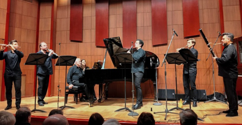 Музыканты «Камераты РНО» представили концертную программу в честь 70-летия Леонида Десятникова - свежие новости на Toplenta по теме концертный зал