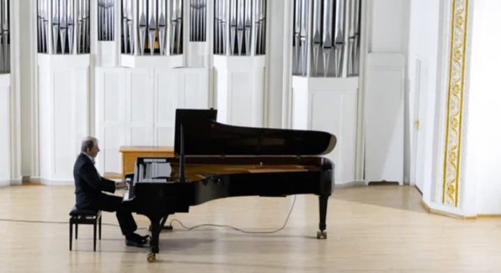 Музыкальный проект «Русскому гению» объединил девять городов России - свежие новости на Toplenta по теме Астраханская государственная филармония