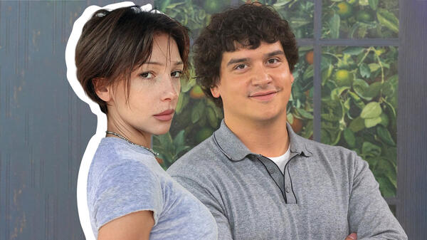 Ивлеева впервые показала фото из ЗАГСа: невеста и жених в черном, а гостей нет - похожая новость на Toplenta