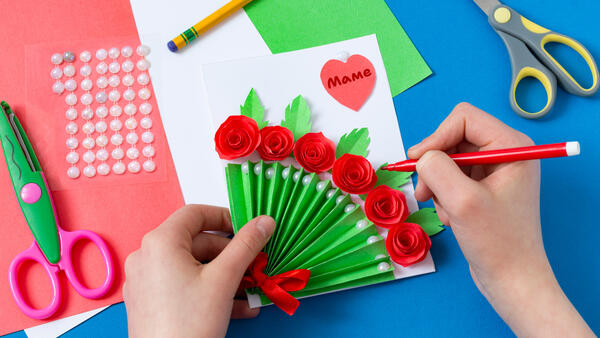 Как сделать объёмную открытку с цветами ко Дню матери - свежие новости на Toplenta