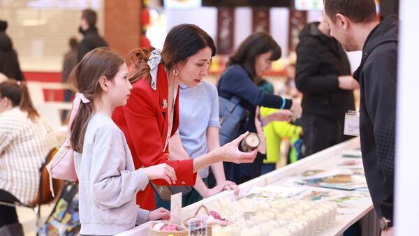 Победители викторин в «Душевном дворике» получат билеты в федеральные театры - похожая новость на Toplenta