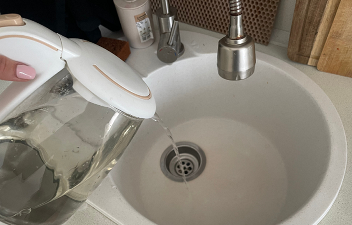 Почему засор нельзя пробивать горячей водой: 7 бытовых ситуаций, когда лучше не использовать кипяток - свежие новости на Toplenta по теме хаки