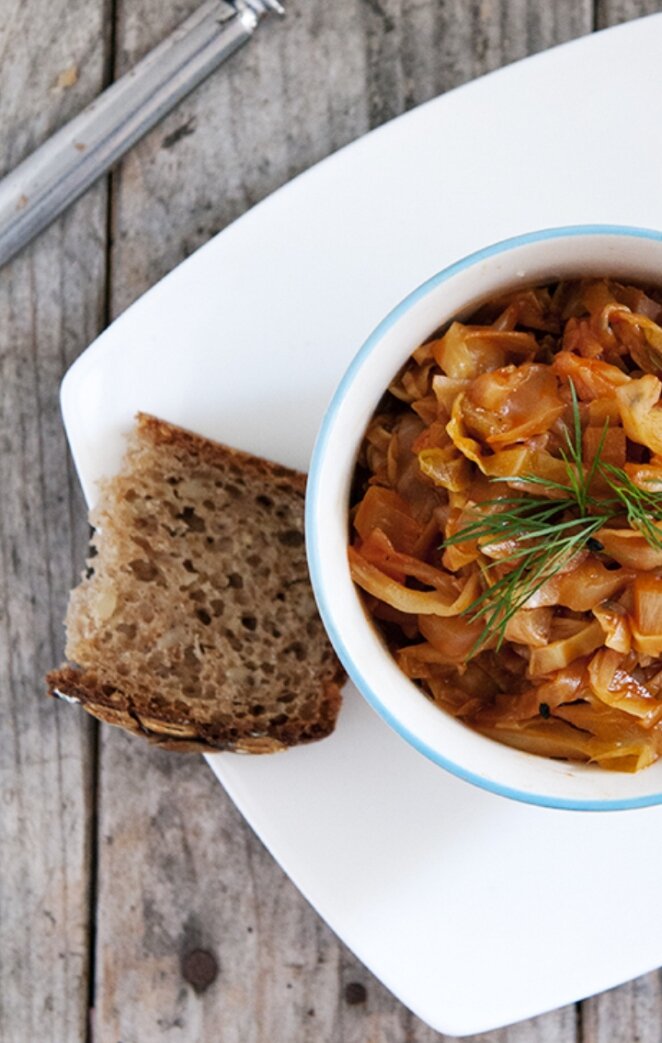 Как сделать тушеную капусту действительно вкусной: 3 важных момента - свежие новости на Toplenta по теме да