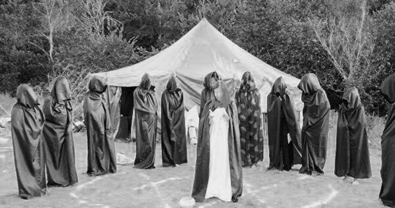 Культ Блэкберн, или Как домохозяйки основали секту с человеческими жертвоприношениями - свежие новости на Toplenta по теме захоронение