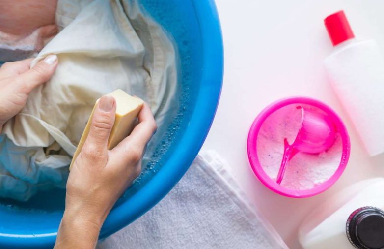 Как быстро отстирать пятна, которые не берёт обычная стирка - похожая новость на Toplenta