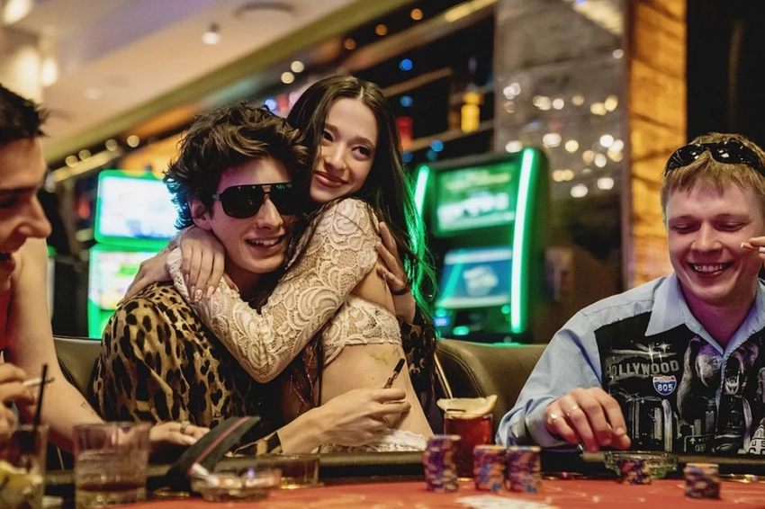 «Джаред Лето сказал: ты — легенда!»: Марк Эйдельштейн дал большое интервью: про военкомат, «Оскар», Юру Борисова и дифирамбы звезд - свежие новости на Toplenta по теме Малый бизнес