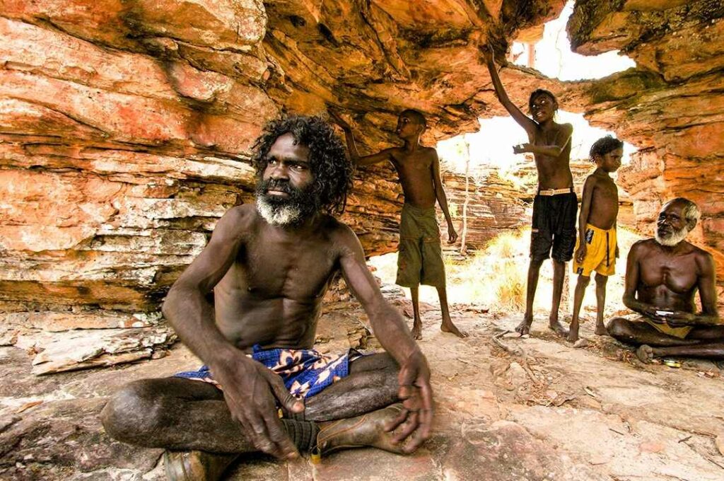 История одного геноцида: австралийские аборигены считались животными до 1970-х годов - свежие новости на Toplenta по теме Прав