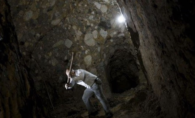 Мужик обратил внимание на полосы в подвале дома, потом понял, что за ними скрывается проход - свежие новости на Toplenta по теме Наук