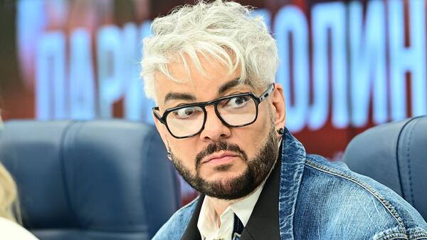 «Немного заплыл»: Киркоров получил предложение о новой пластике - свежие новости на Toplenta по теме asha