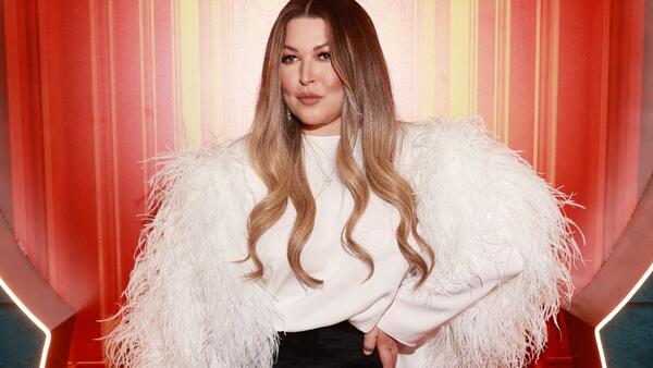 Ирина Дубцова впервые вывела красавца-жениха на красную дорожку - свежие новости на Toplenta по теме ири