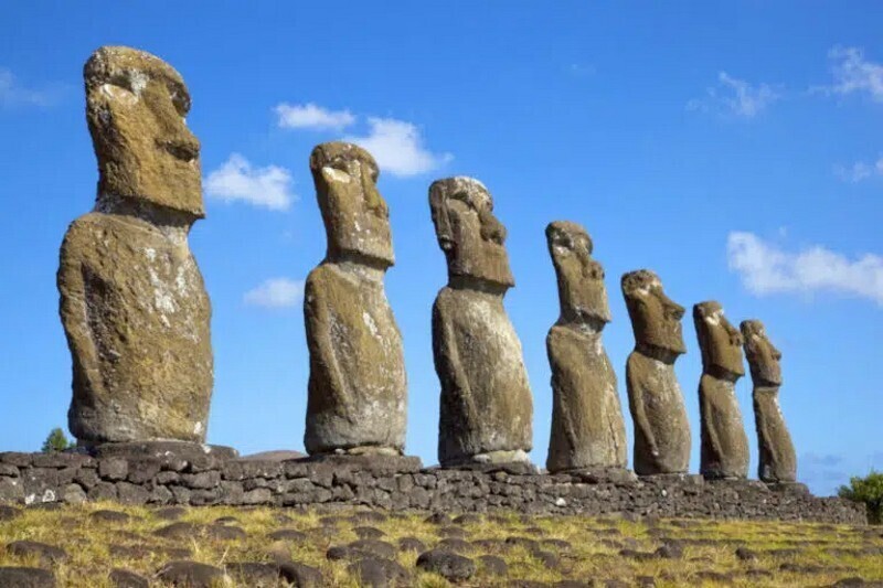 От каменоломни до побережья: ученые выяснили, как появились статуи на острове Пасхи - похожая новость на Toplenta