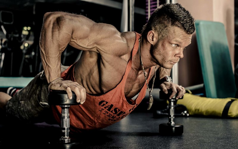 Как 2-килограммовая гантеля может эффективно сжечь жир - похожая новость на Toplenta