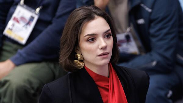 Евгения Медведева показала кольцо на безымянном пальце — готовится к переменам - свежие новости на Toplenta по теме Льда