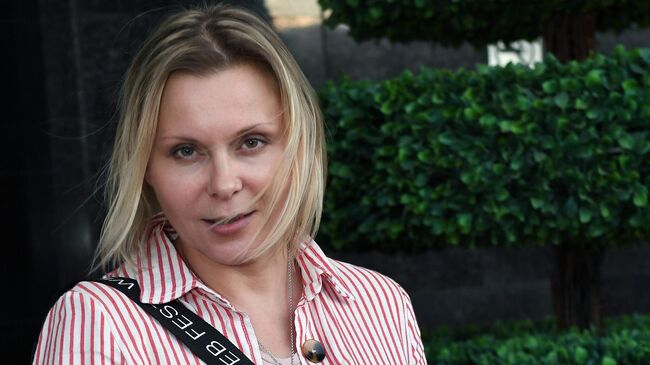 Следствие допросило мать журналистки, взявшей у Трояновой* интервью - похожая новость на Toplenta