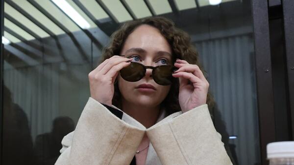 Юрист оценил вероятность тайного выезда осуждённой Аглаи Тарасовой из России - похожая новость на Toplenta