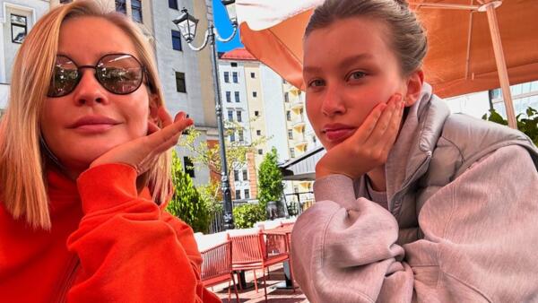 «Аня чиста»: Юлия Пересильд заступилась за дочь-подростка - свежие новости на Toplenta по теме РАН