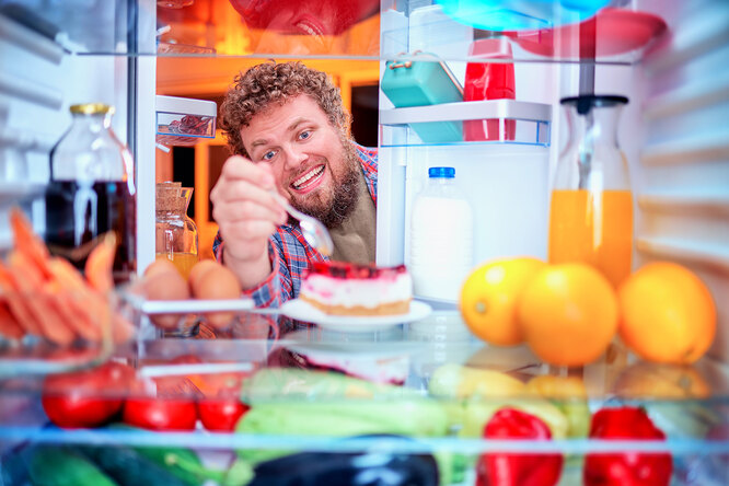 Можно ли есть на ночь: отвечает диетолог - свежие новости на Toplenta