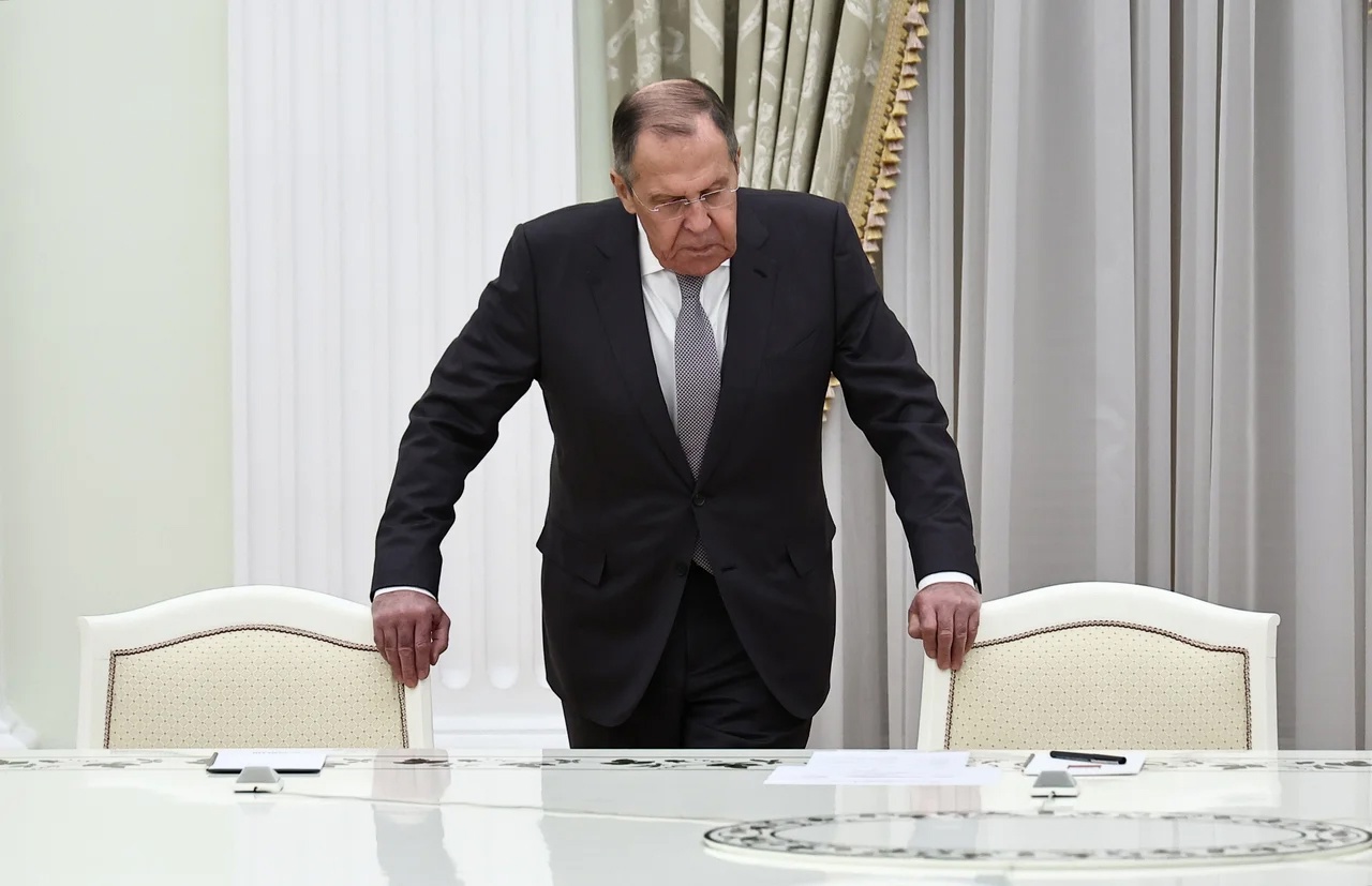 Лавров счел, что после переговоров Путина и Шольца возникает один вопрос - свежие новости на Toplenta по теме Кабинет