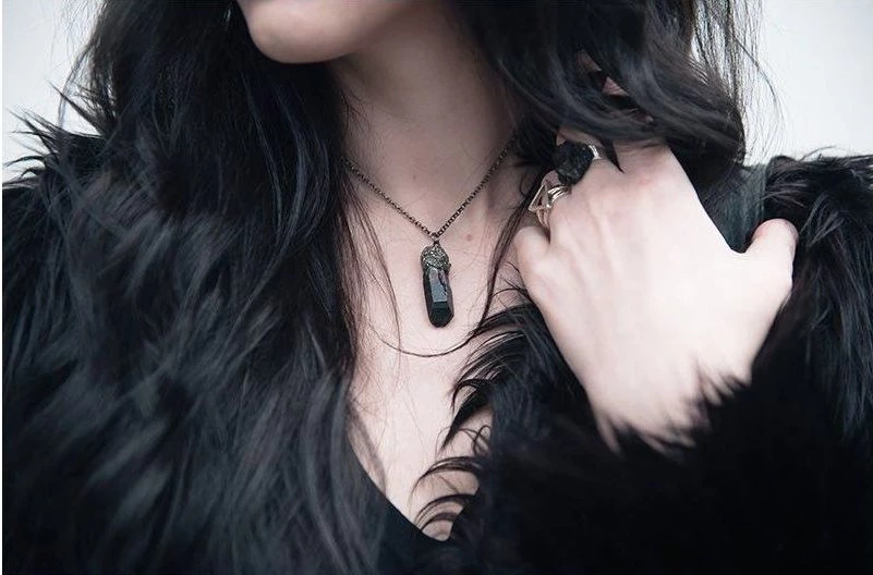 Что такое темная женская энергия, как ее принять и раскрыть в себе - свежие новости на Toplenta по теме Соцпортал