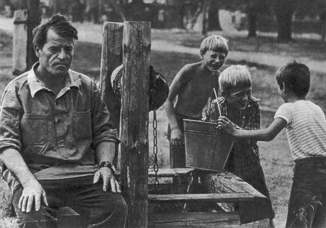 Детство, которое потеряли наши внуки или почему ремень учит любить Родину - свежие новости на Toplenta по теме социум