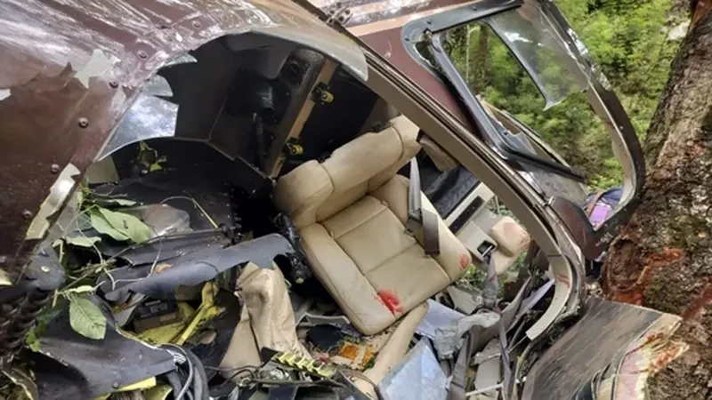 В пакистанском Лахоре прогремели взрывы, в индийском штате Уттаракханд упал вертолёт - актуальные новости по теме Эксклюзив на Toplenta