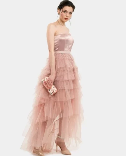 Какие модные платья выбрать на выпускной в 2025 году - свежие новости на Toplenta по теме Для женщин  /  Соцпортал